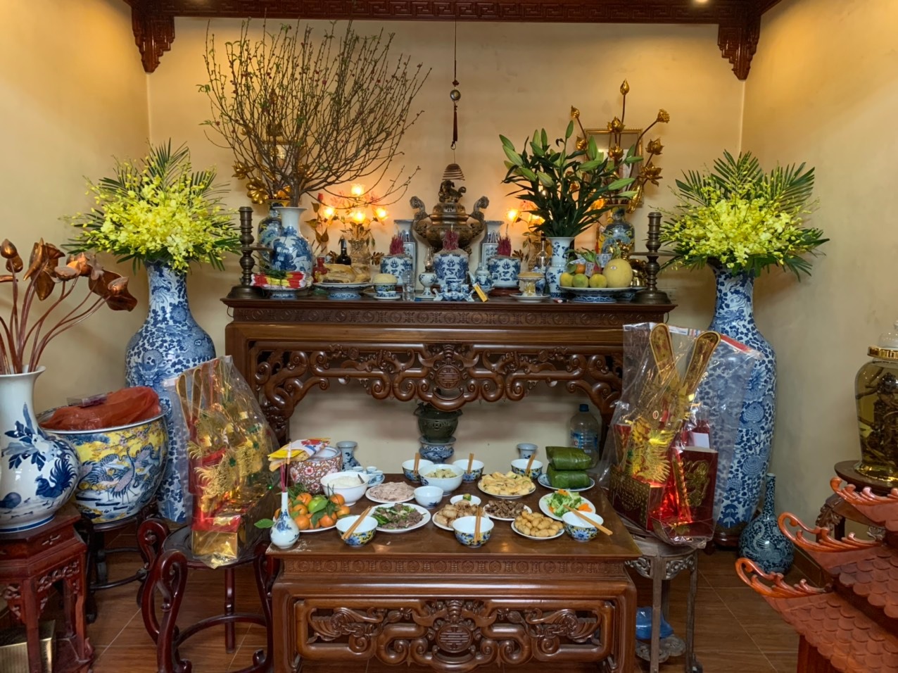 3 Việc Cần Làm Ngay Trên Bàn Thờ Cuối Năm Để Giải Hạn, Đón Tết 2026 Đại Cát